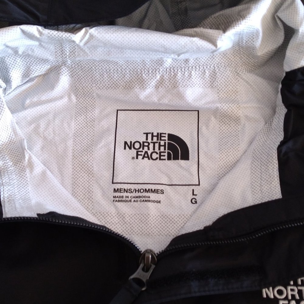 🆕The North Face Men's Venture Rain Jacket, Large - TNF Black, Brand NEW, Auth. - Picture 3 of 8